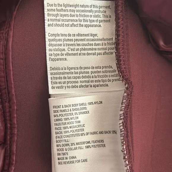 Michael Kors Hooded Puffer Vest In Cranberry-Size S-Like New🩶 - Picture 5 of 5